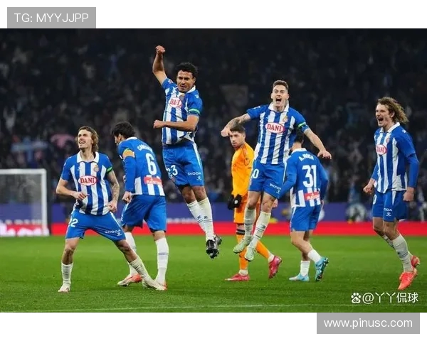 阿拉维斯与西班牙人焦点战 德尼斯苏亚雷斯阿莱尼亚先发鲁文桑切斯基克加西亚登场